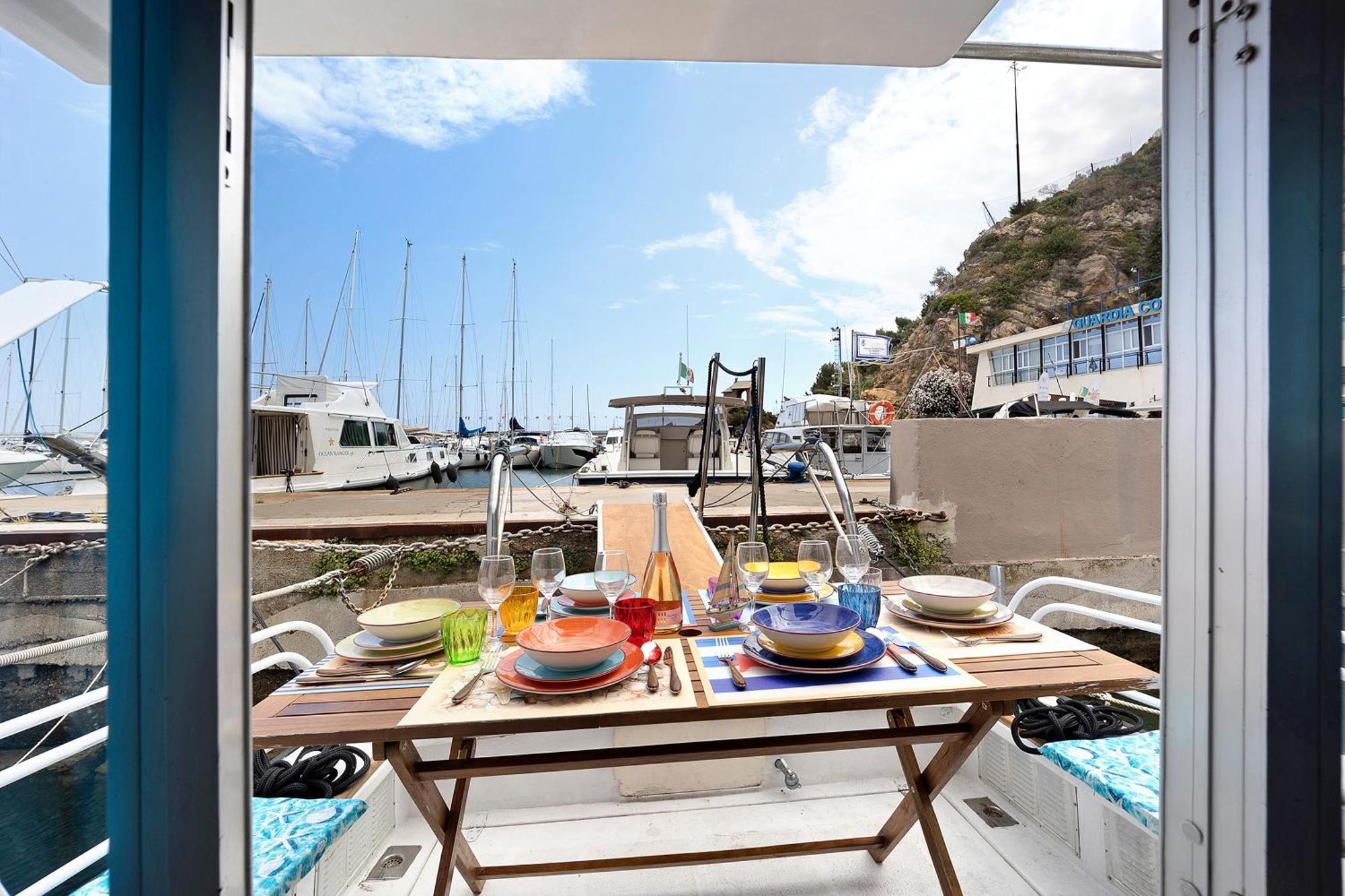 Aloha Jak'S Boat Alassio Eksteriør bilde