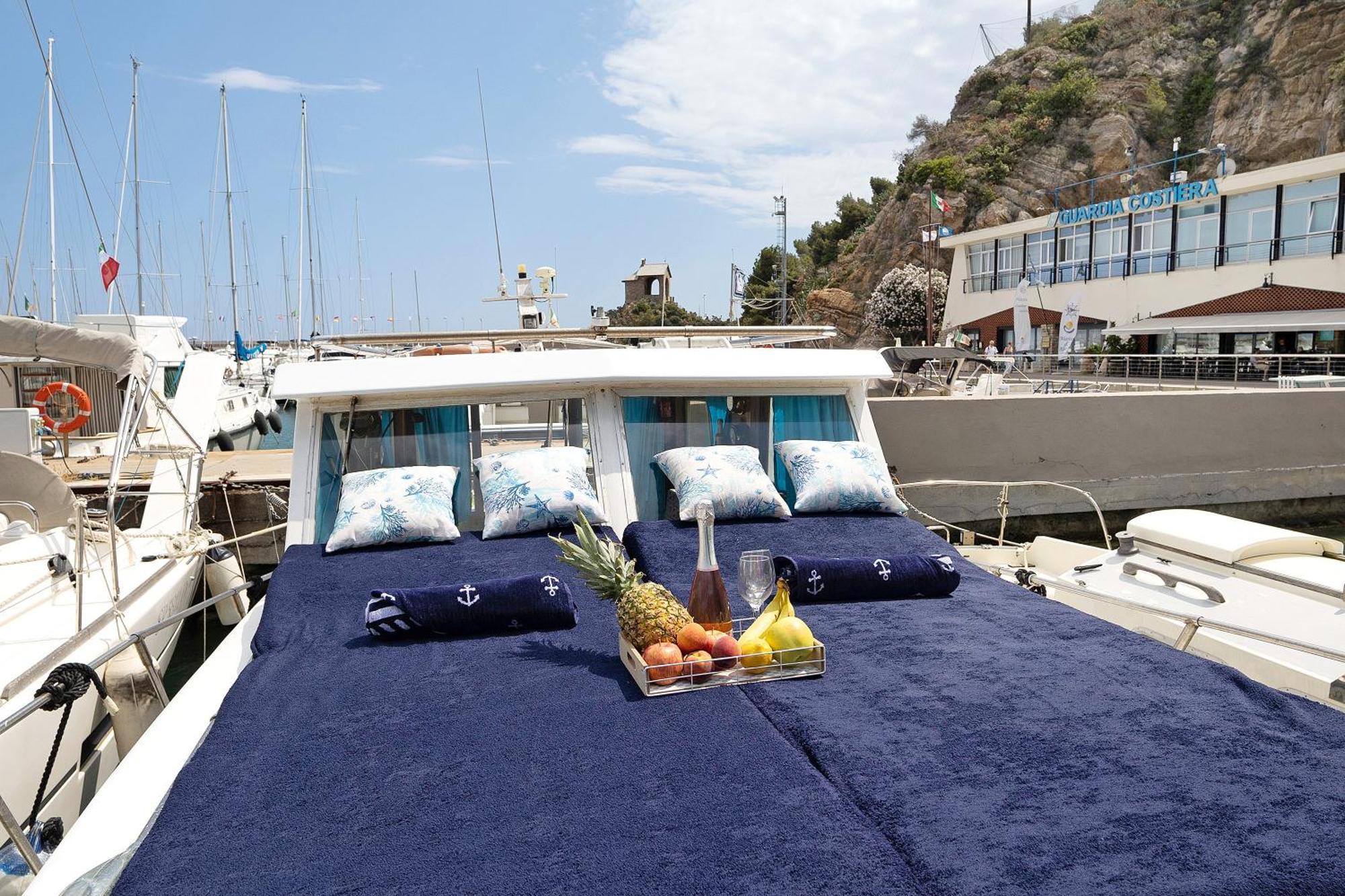 Aloha Jak'S Boat Alassio Eksteriør bilde